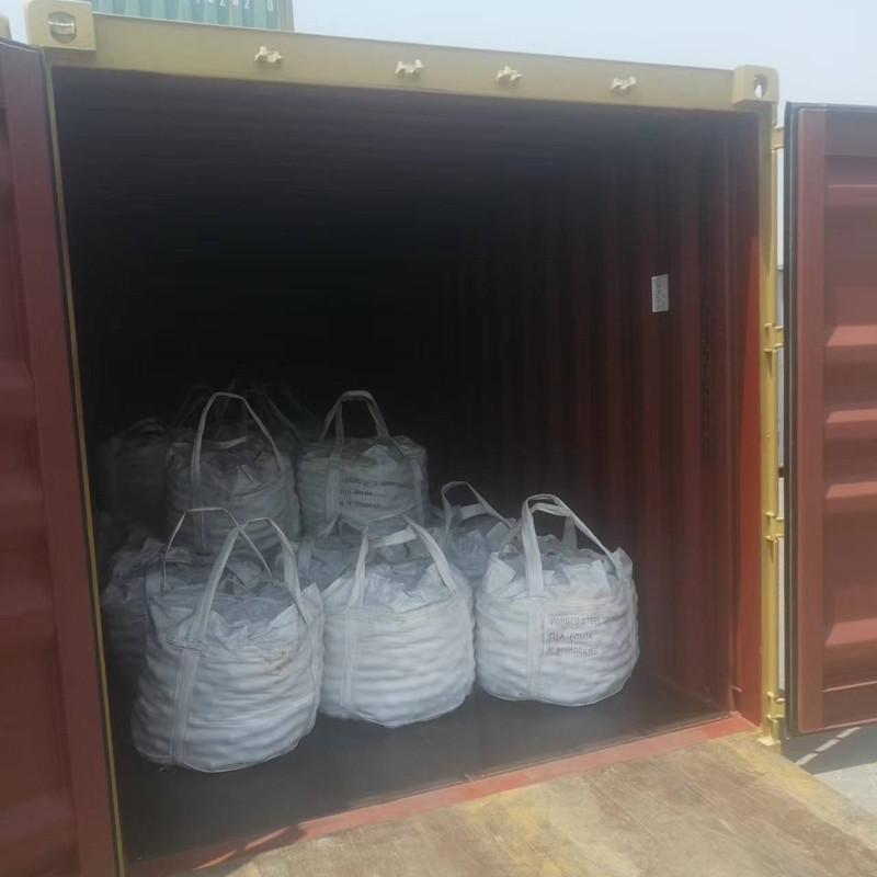 Dövme topları taşlama