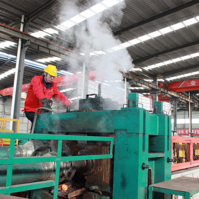 Taşlama Yuvarlanan Toplar.jpg Taşlama Yuvarlanan Toplar.jpg