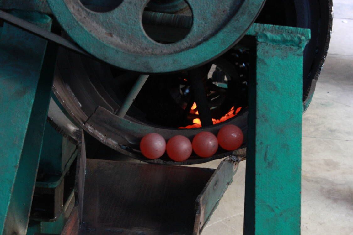 Dövme Taşlama Topları Forged Grinding Balls